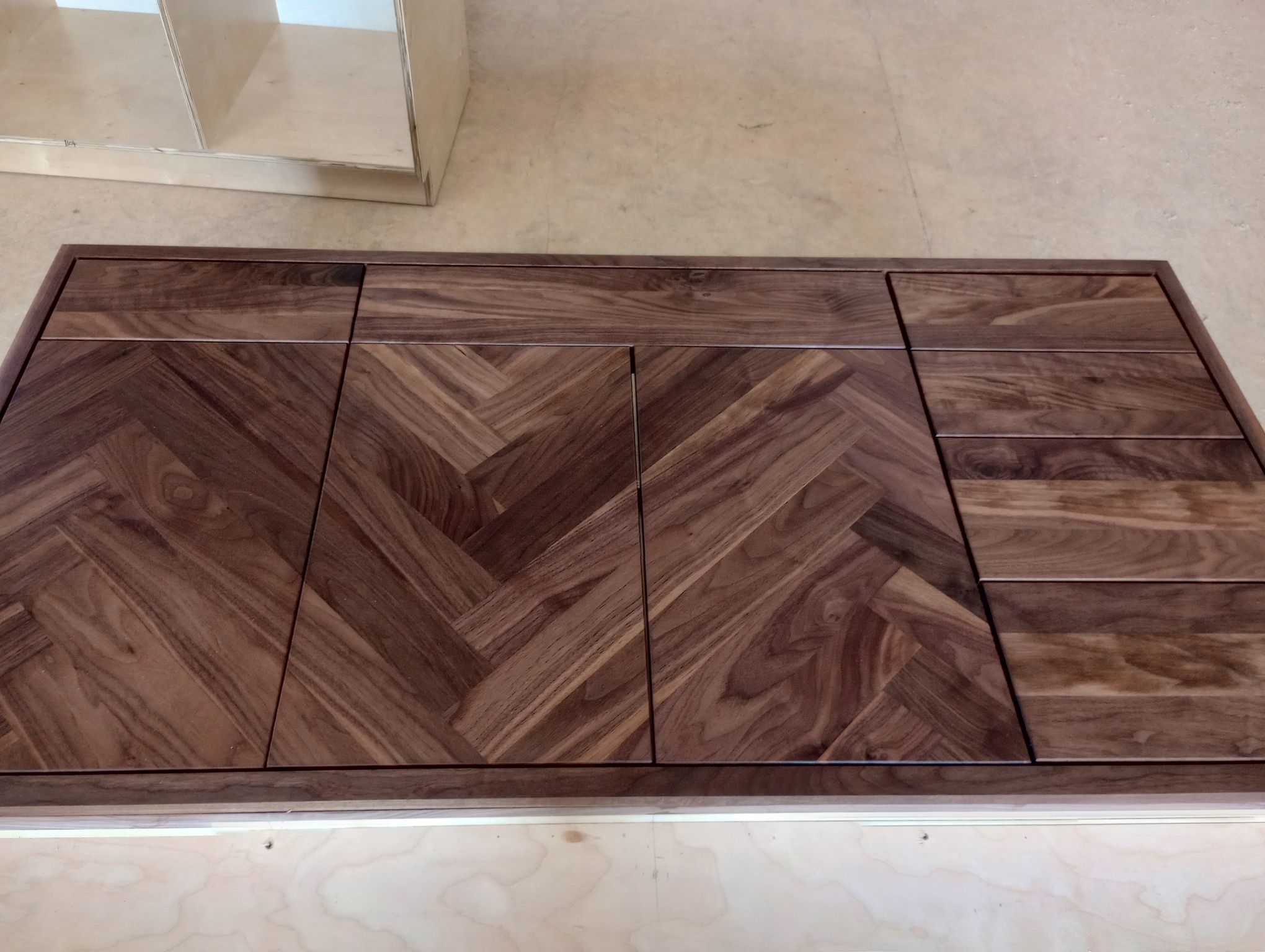 Walnut herringbone tabletop